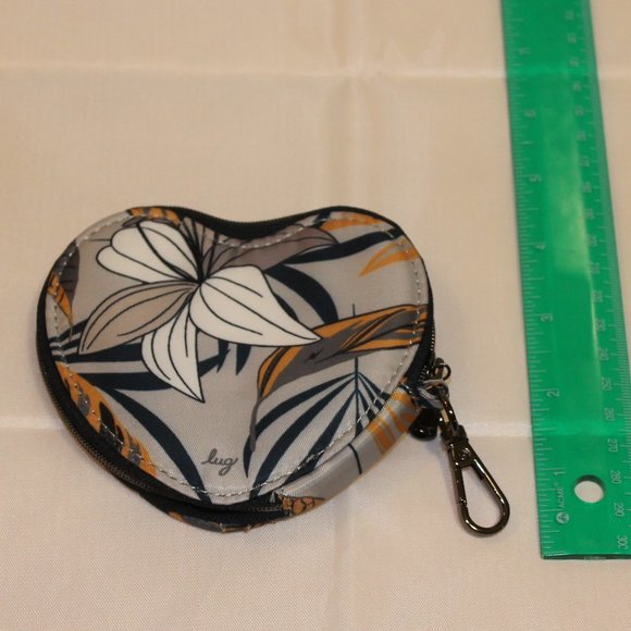 Lug bundle: Coupe Convertible Crossbody / Belt bag and Heart Coin Purse EUC - Picture 11 of 13
